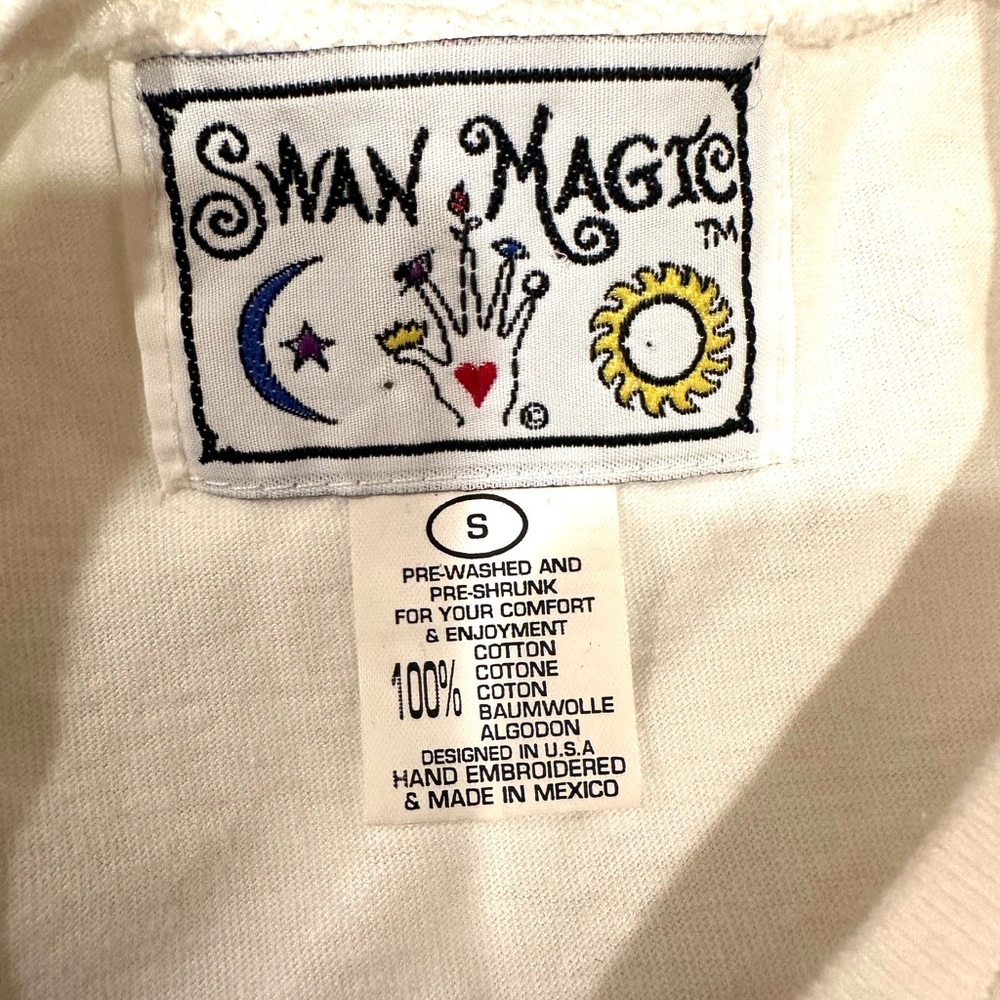Vintage Chef Cooking Swan Magic White Embroidered Cotton Tee - Picture 5 of 9